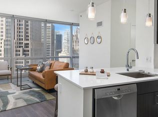460 N Park Ave #2018, Chicago, IL 60611