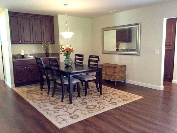 5th image of 5265 Gaylord Dr