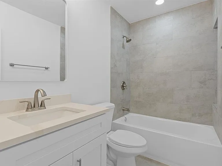 6993 NW 29th Way #6993 — Photo 11