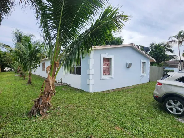 3386 Rudolph Rd, Lake Worth, FL 33461