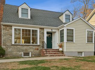 23 Undercliff Rd, Millburn, NJ 07041