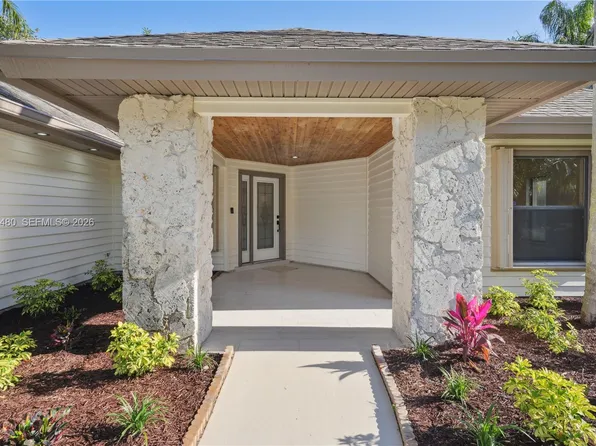 2170 Seminole Shores Ln, Vero Beach, FL 32963