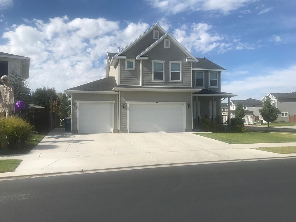 1st image of 49 N 350 E