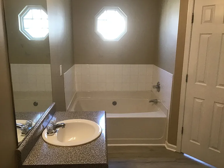 1262 Brookstone Rd — Photo 9