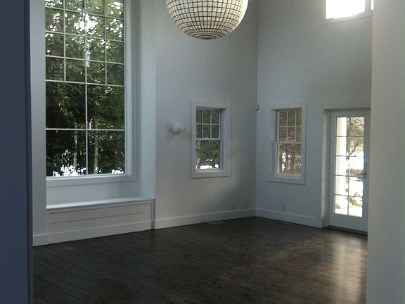 4th image of 34 Driftwood Ln