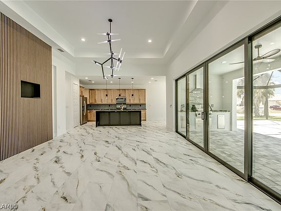 5th image of 3110 SW 14th Court Cpe