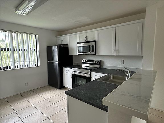 2nd image of 10115 W Sunrise Blvd