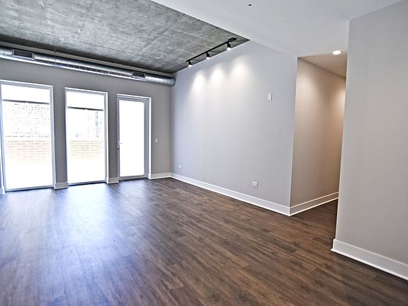 4th image of 3817-45 N Broadway St #3833-219