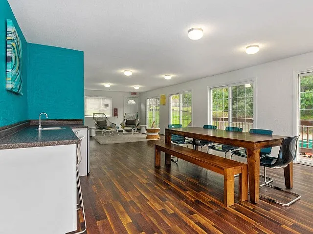 Clubhouse & Pool