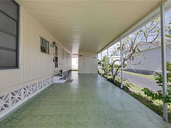 3rd image of 80 Anne Bonny Cir