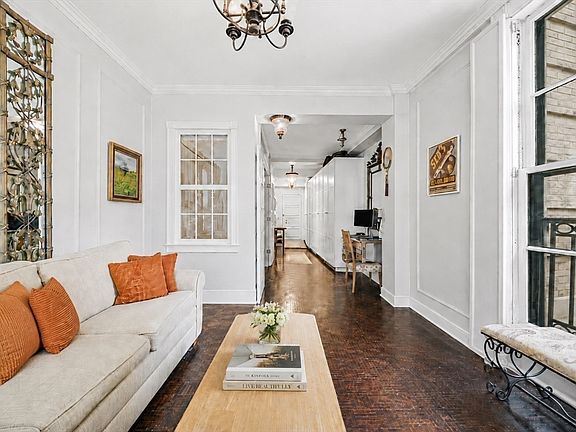 4th image of 21 Beacon St APT 4G
