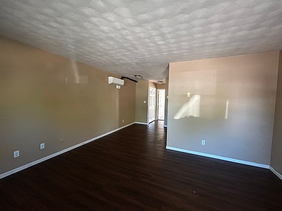 5th image of 4021 S Ricketts Ave #3
