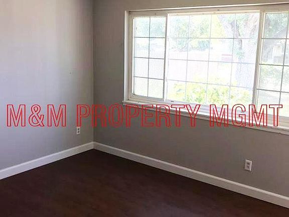 6606 5th Ave Rio Linda - Living Room