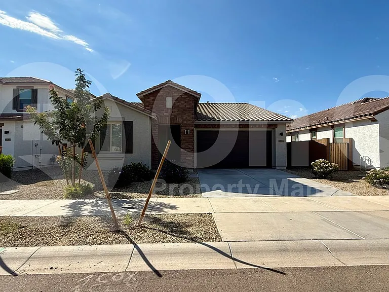 14765 W Sand Hills Rd — Photo 1