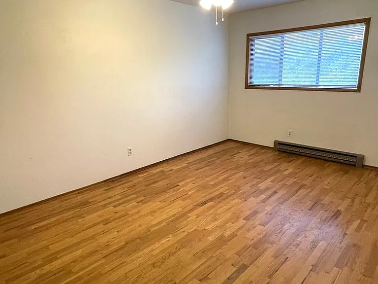 89 N Waverly Pl #E — Photo 5