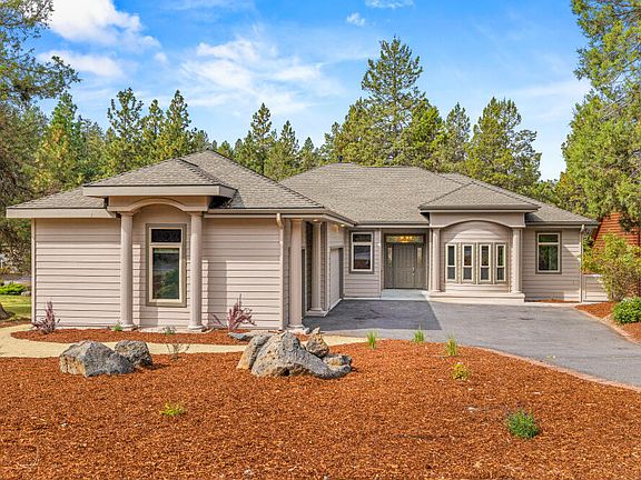 2nd image of 9522 Kestrel Rd
