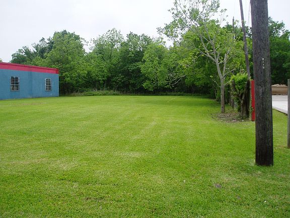 2nd image of 119 Plantation Dr
