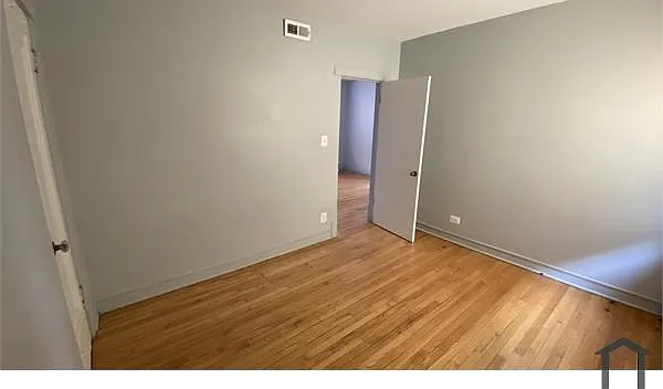 7550 S Kenwood Ave #1 — Photo 5