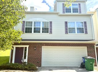 610 Tall Oaks Blvd, Christiansburg, VA 24073