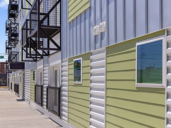 5th image of 901 E Main St #454b0f65d