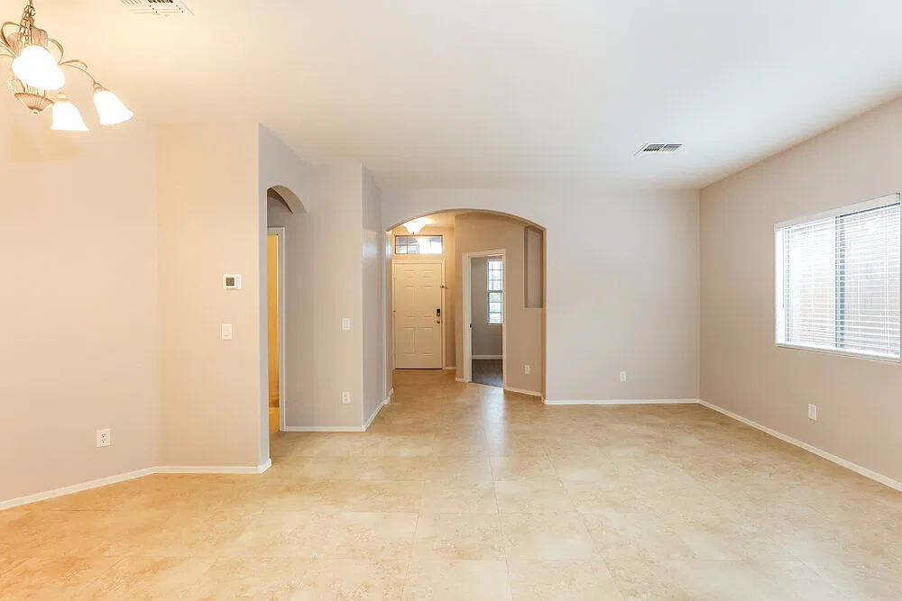 4 bed, 2.0 bath, 1757 sqft, $2,645 — Photo 4