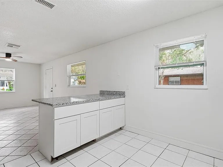 7133 Pinewood Dr — Photo 9