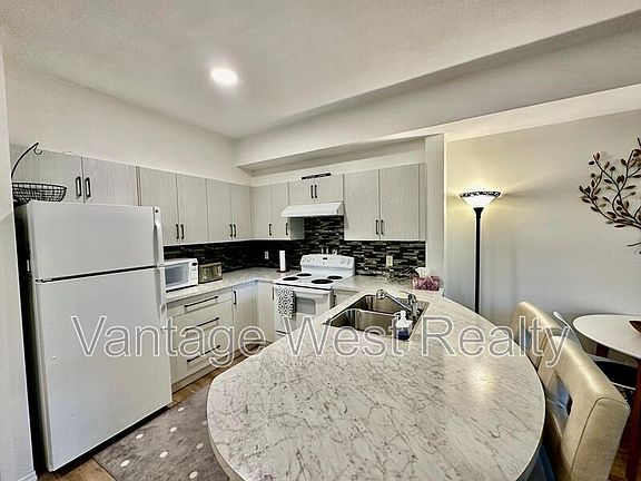 2nd image of Country Club Dr #2207