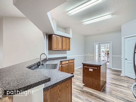 3rd image of 12721 Standbridge Dr