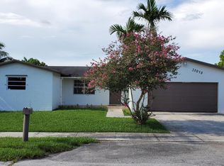 10840 SW 36th St, Miami, FL 33165