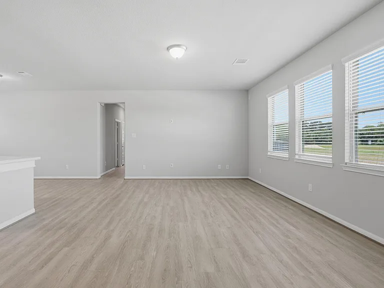 10406 Milford Woods Ln — Photo 7