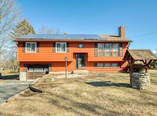 146 Overlook Dr, West Springfield, MA 01089