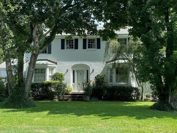 1026 Fort Sumter Dr, Charleston, SC 29412