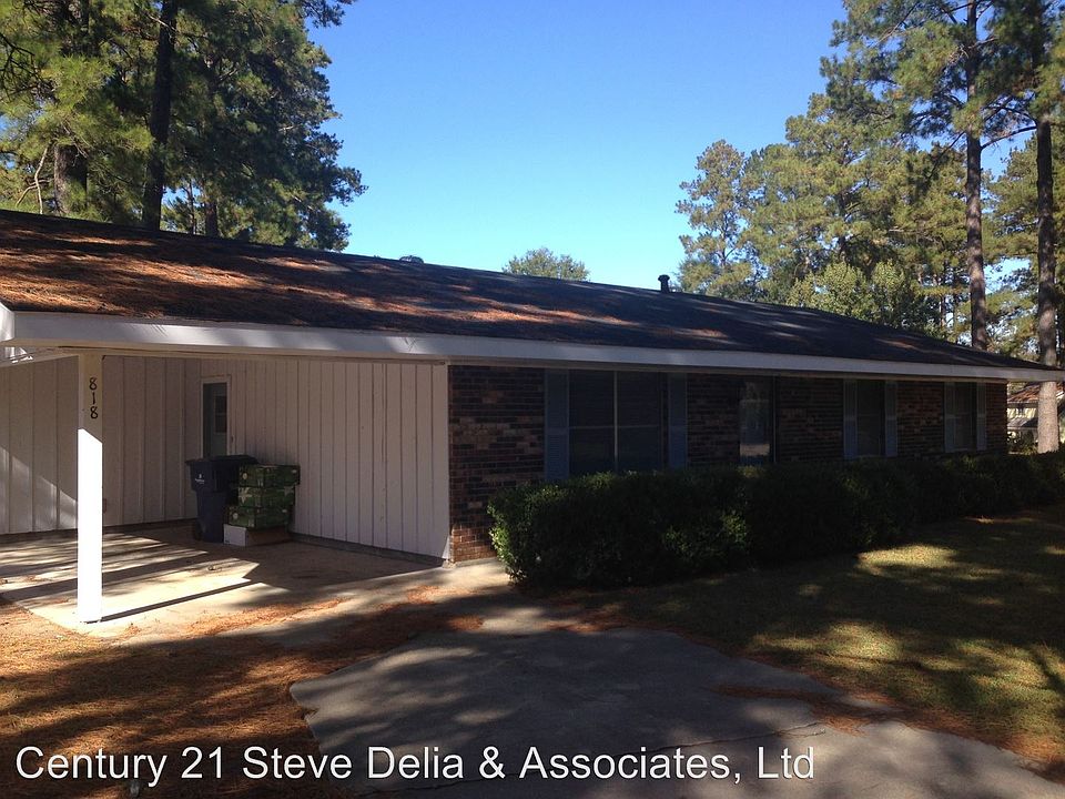 1st image of 818 Chinquapin Dr