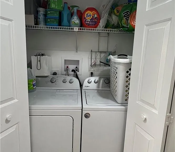 5580 Coach House Cir #F — Photo 23
