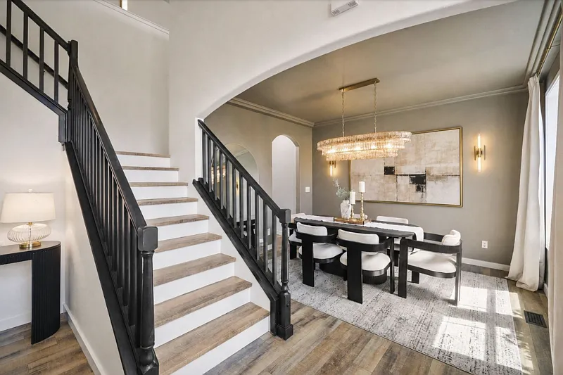 6 bed, 4.0 bath, 4015 sqft, $6,500 — Photo 3