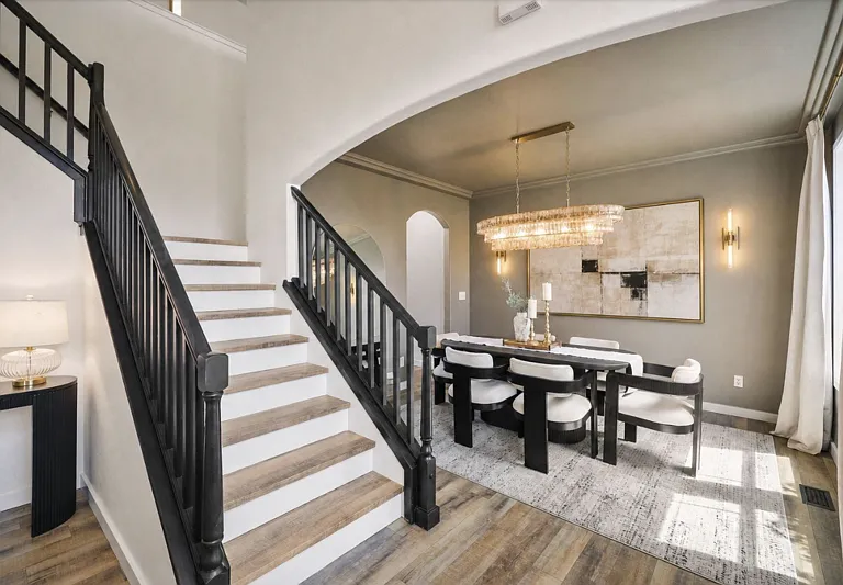 24423 E Maxwell Ln — Photo 3