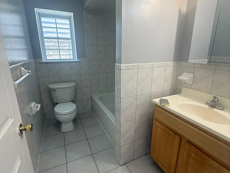 95 Wainwright St #1G — Photo 6