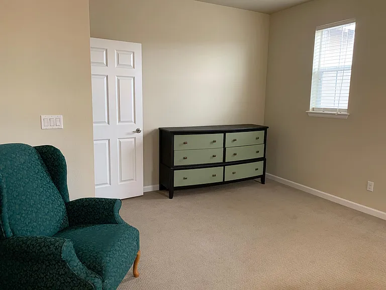 10035 Des Moines St — Photo 35