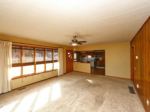 5th image of 14171 Nelson Dr