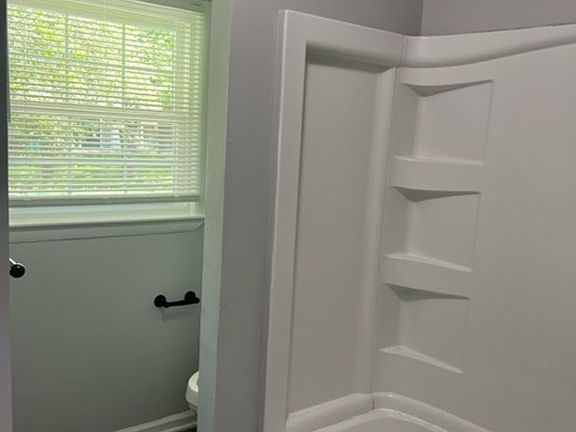 5th image of 4656 Meadow Ave NW