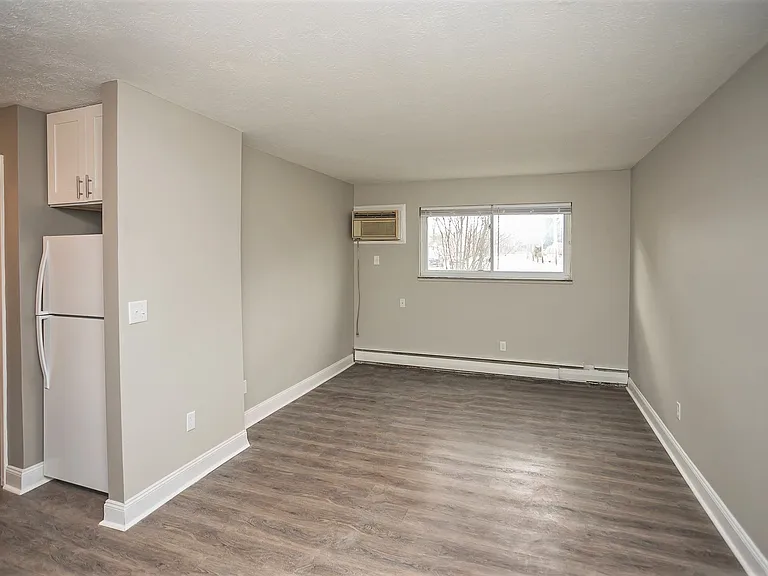 76 W Bagley Rd — Photo 2