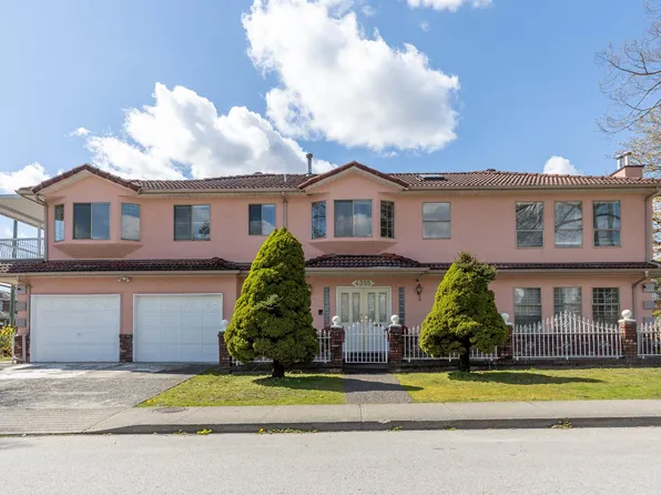 4355 Macdonald Ave, Burnaby, BC V5G 2Z8