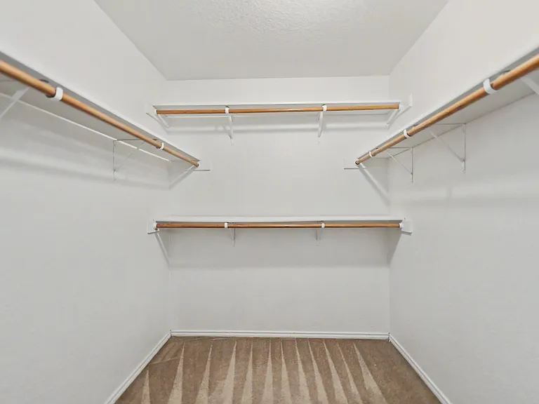 1123 Marlee Cir — Photo 15