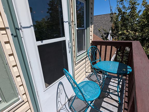3rd image of 2307 E Aloha St #2