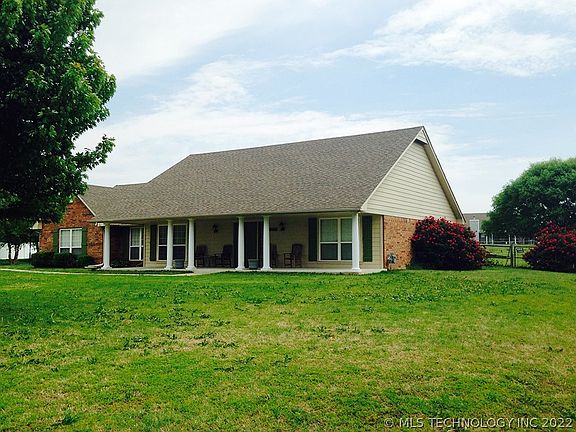 2nd image of 20115 S River Ranch Rd W