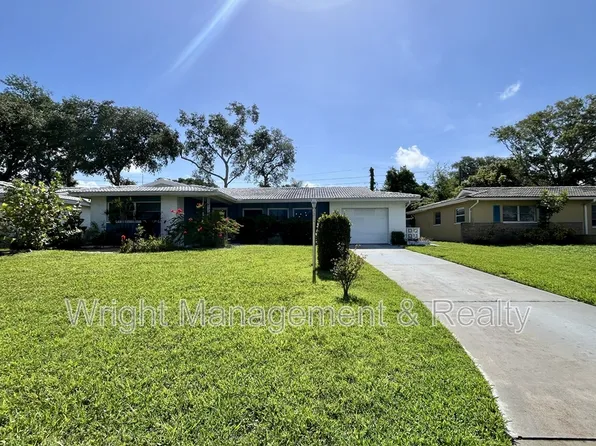 2323 Surrey Ln, Clearwater, FL 33763