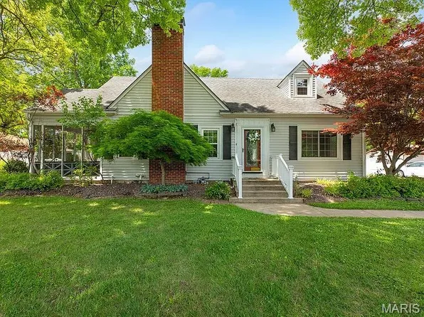 239 S 9th St, East Alton, IL 62024