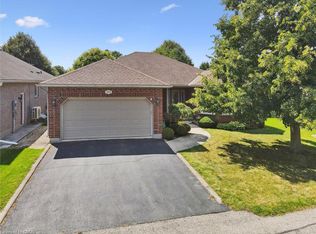 153 Golf Links Dr #139, Wilmot, ON N3A3N8