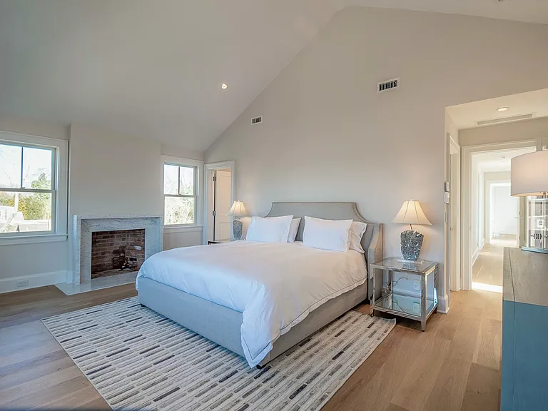 32 Glover St — Photo 13