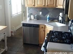 2nd image of 859 E Harrison Ave